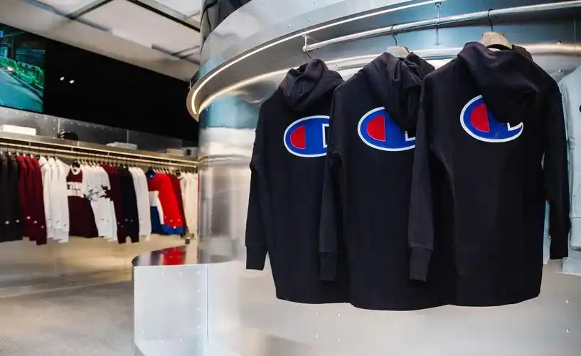 champion关闭中国首家旗舰店(冠军champion是哪里的品牌)-第2张图片