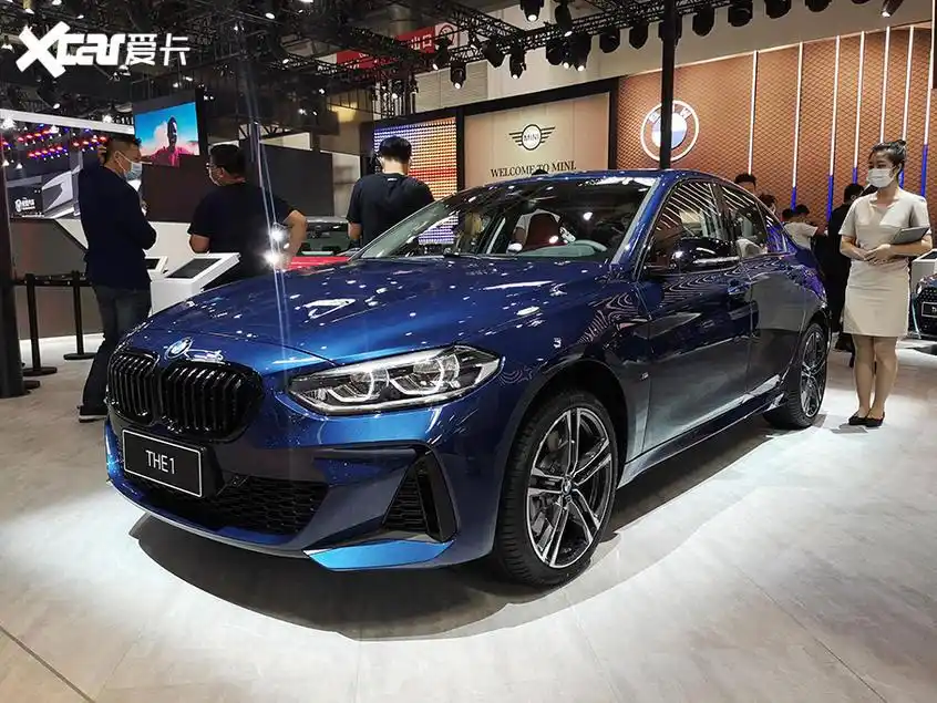 北京车展宝马1系三厢m运动曜夜首发