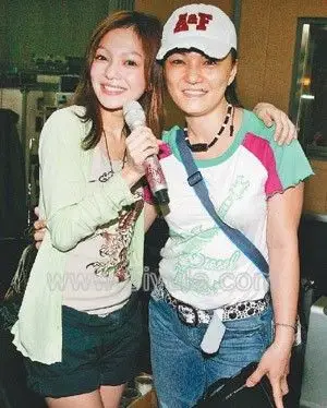 姜柔伊其他人物相关