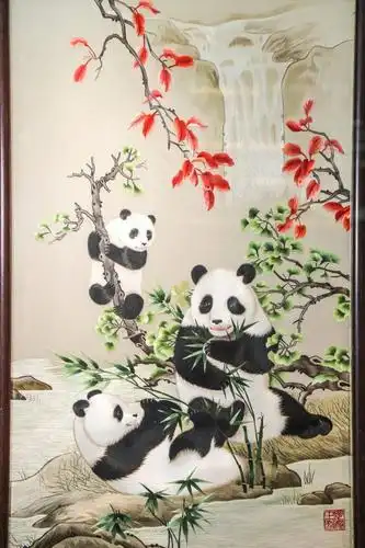 《锦绣华章》四大名绣展来了!「237件刺绣珍品」震撼亮相