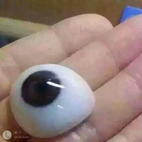 还死性不改咕咕咕的,扣眼珠子,谢谢配合