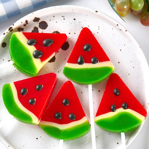 糖果六一儿童节礼物零食创意西瓜棒棒糖网红爆款水果糖果