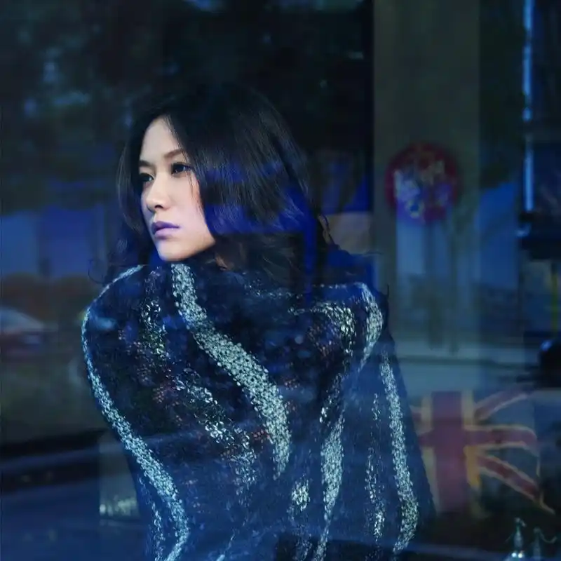 徐静蕾公开叫板"比范冰冰好看"!近46岁依然风韵犹存,皮肤真好