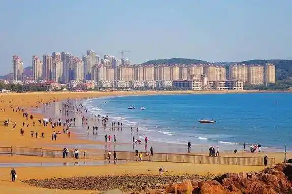 青岛金沙滩旅游团4日游怎么报名到金沙滩旅游四天具体花费890块