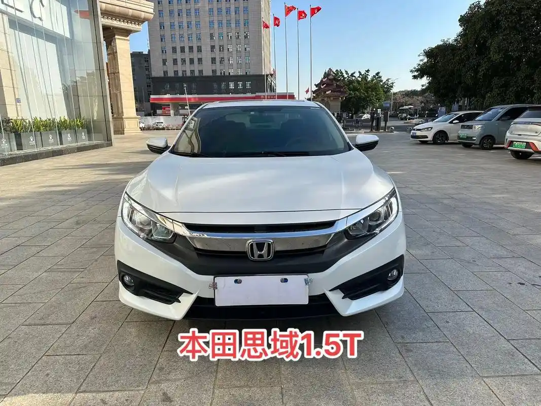 2017年10月本田思域1.5t,天窗