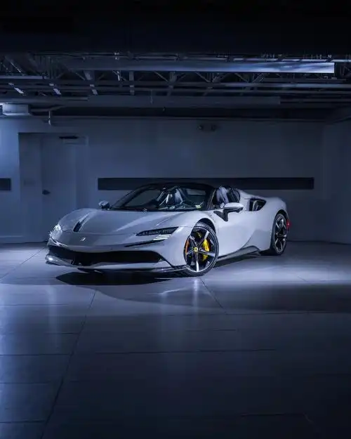 插混敞篷超跑法拉利sf90spider
