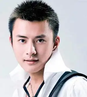 毛寸头男生短发发型图片清爽利落帅