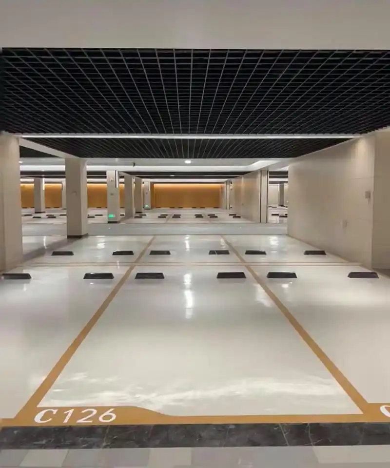 看到网上有人说:小区高不高级,看停车库就行了.