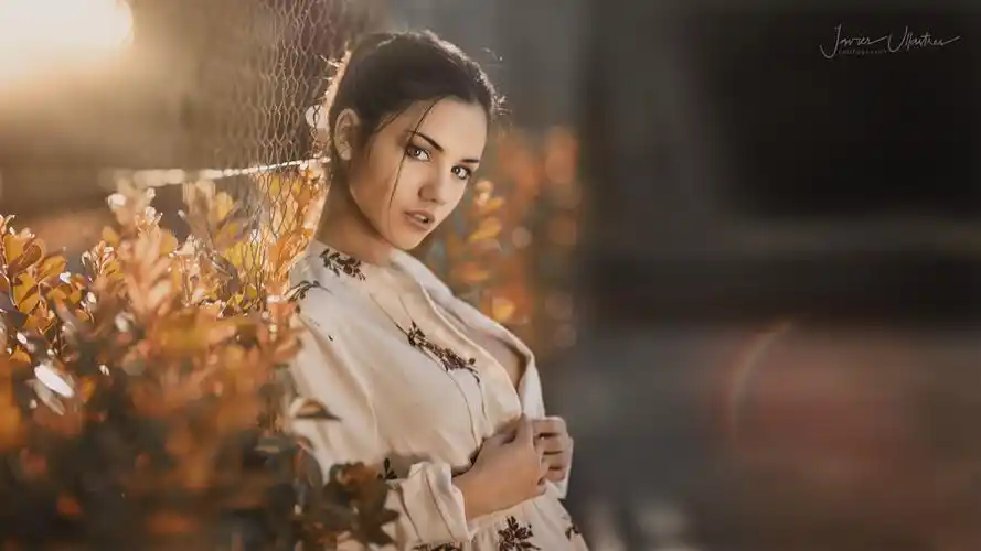 36m上传时间:2020-06-16壁纸标签:欧美美女壁纸封面图简介:欧美 美女