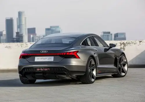 奥迪全新纯电动轿跑车发布!性能媲美保时捷911!