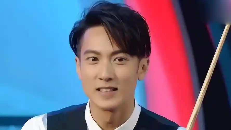 吴尊上场打台球这男神气质也是没谁了不愧是文莱王子