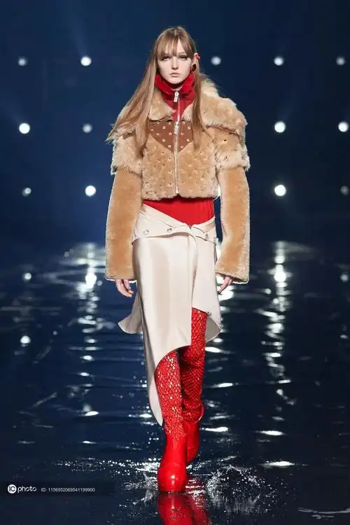 2021秋冬巴黎时装周givenchy