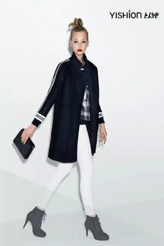 yishion以纯代言人演绎2015冬季新款大衣假日穿搭攻略