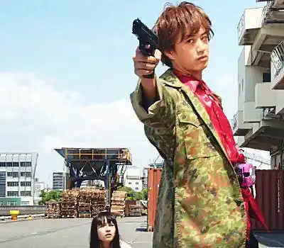 假面骑士因王小明喜欢吃鸡所以东映为他拍剧太有牌面了