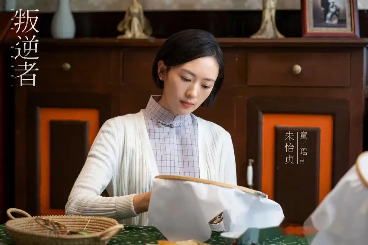 童瑶金鹰奖最佳女演员# 《大江大河》中的宋运萍真是无数人心中的白