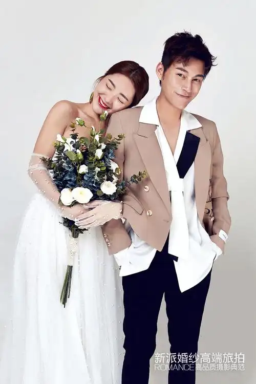 简约白纱婚纱照风格欣赏-烟台新派婚纱摄影馆婚纱照图片-赞耶