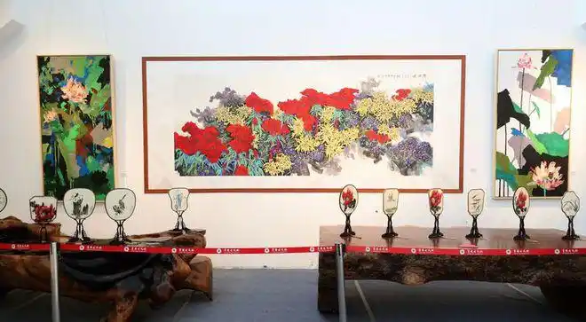 凤凰小子毛光辉赴湖北襄阳开展鄂湘情文化交流活动