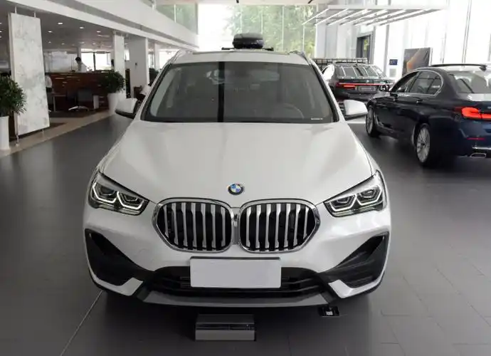 最便宜的宝马suv降至20万低配版值得入手吗关键看配置和动力