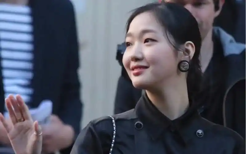 淡颜美人金高银的33套日常秋冬穿搭