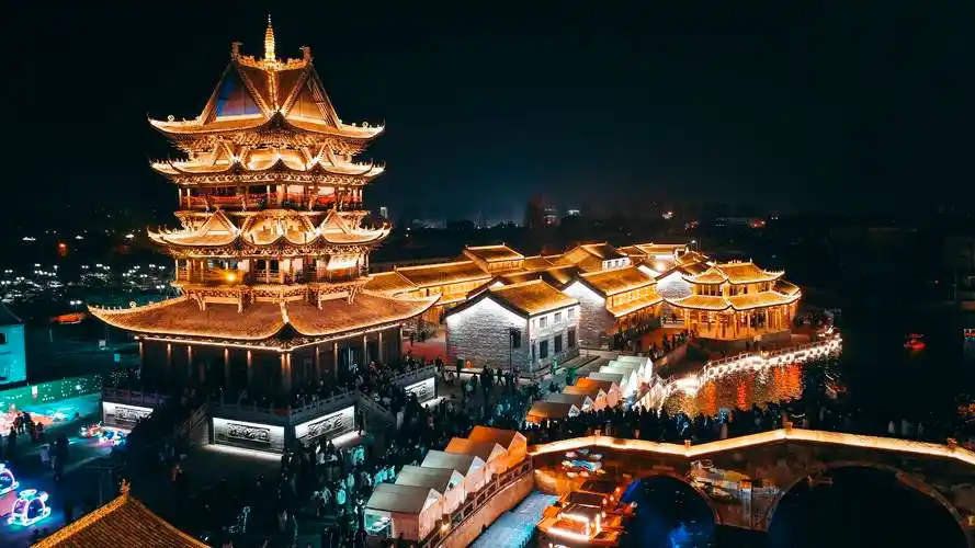 太平古城缙福楼你不来我不老