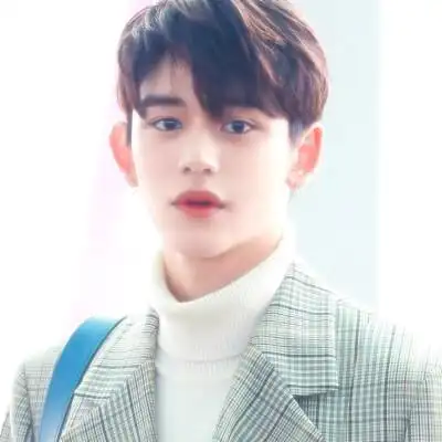 黄旭熙头像/by奶糖泡芙