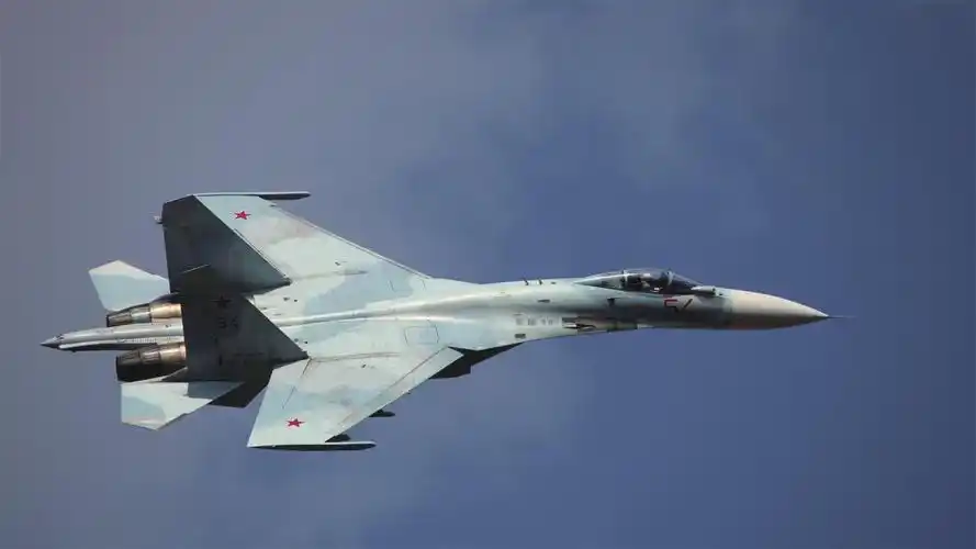 歼11领先俄王牌战机10年,克宫抱怨:饭碗不保