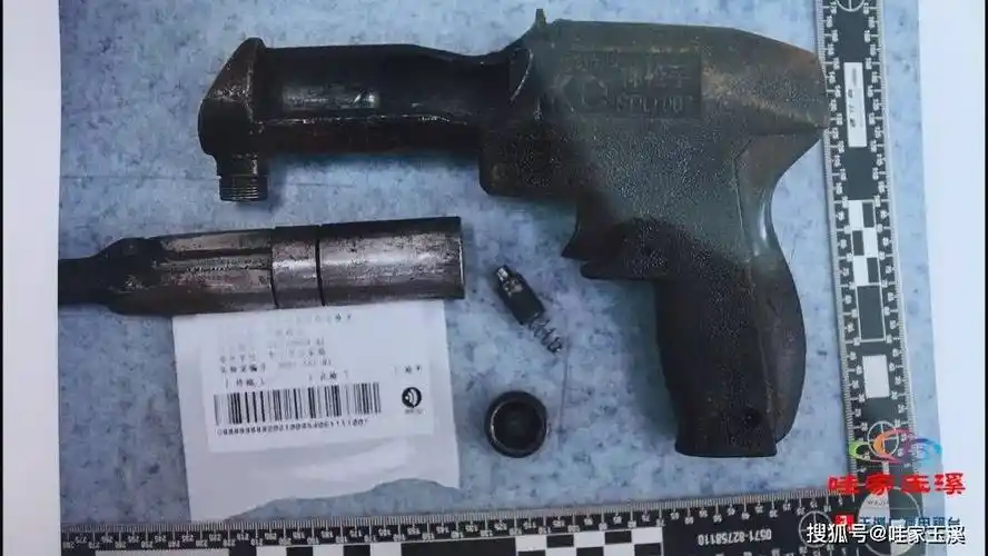 把枪当传家宝私自改装射钉枪有判头