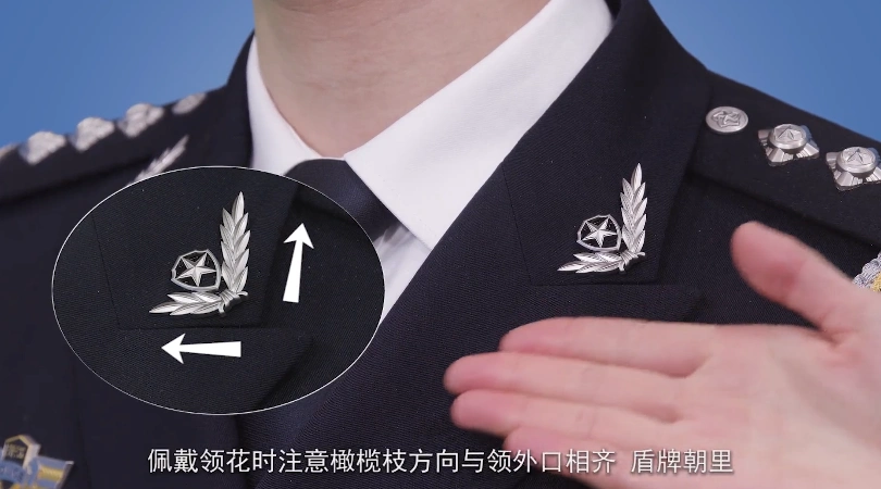 那么可穿着警礼服外事等活动和礼仪场合人民警察在参加重大纪念,庆典