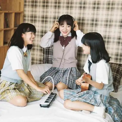 最新最火闺蜜头像三人