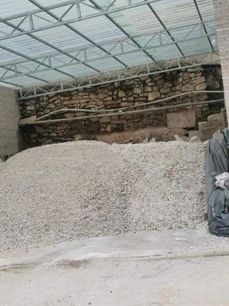 大量供应酸洗重晶石:a级矿:白度88-92.比重4.27-4 - 抖音