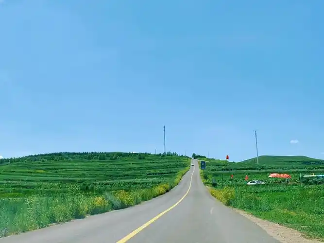 中国最美的公路草原天路
