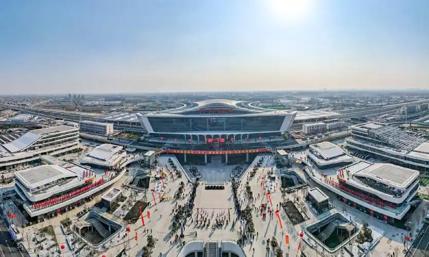 花样菏泽搭上高铁快车