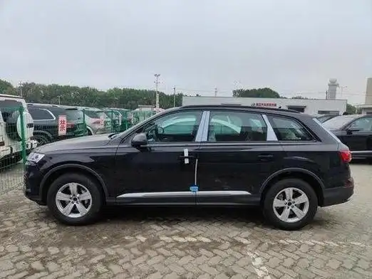 2024款奥迪q7天津港平行进口版现车报价48万钜惠销售