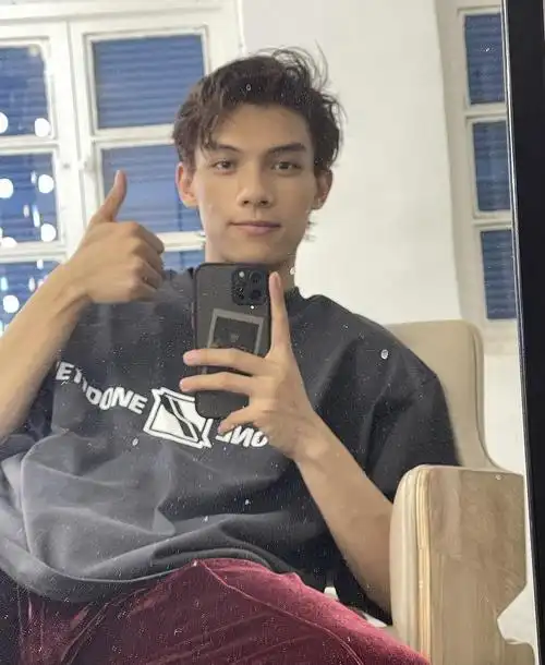 段星星ins再度营业(激动的心颤抖的手