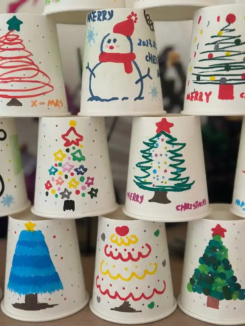 圣诞节90.手绘纸杯搭一颗圣诞树90036990 - 抖音