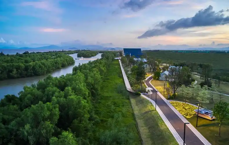 广东江门——世茂碧海银湖