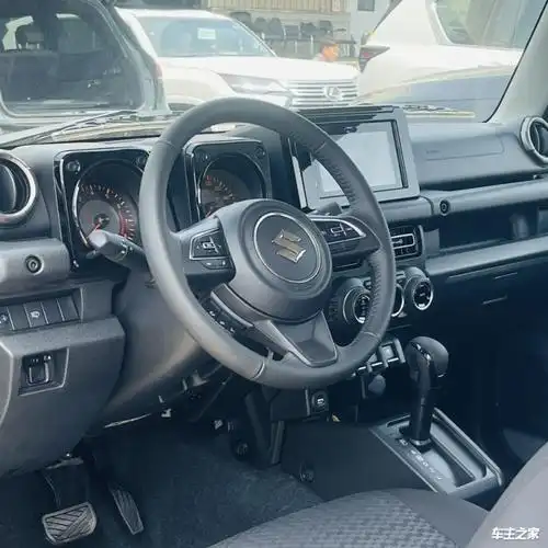 西安铃木吉姆尼限时团购提车价19万 进店送豪华大礼包