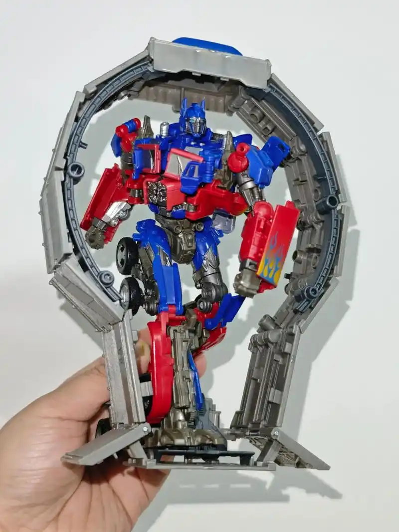 飞起来吧.孩之宝 电影工作室系列 ss44 变3擎天柱 车厢