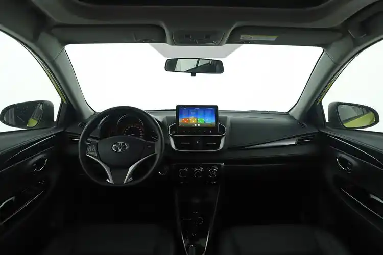 2020款 yaris l 致炫 1.5l cvt 尊贵版内饰