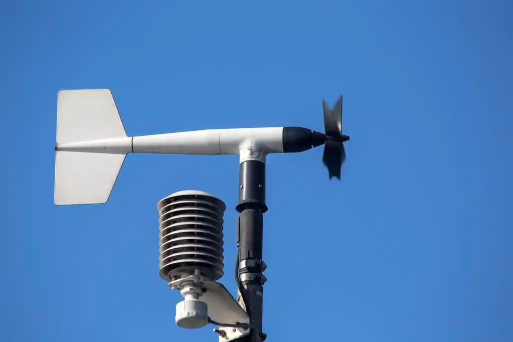 旋转叶片风速仪测量