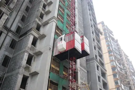 什么是施工电梯门