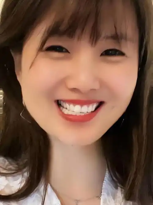 网红"一笑倾城",拥有甜美笑容收获千万粉丝,如今怎么样了?