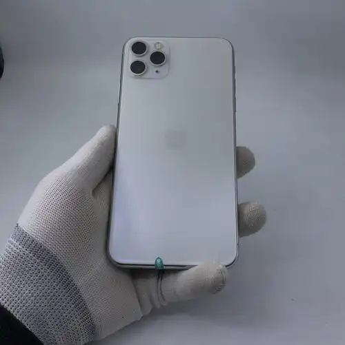 苹果【iphone 11 pro max】4g全网通 银色 256g 国行 95新