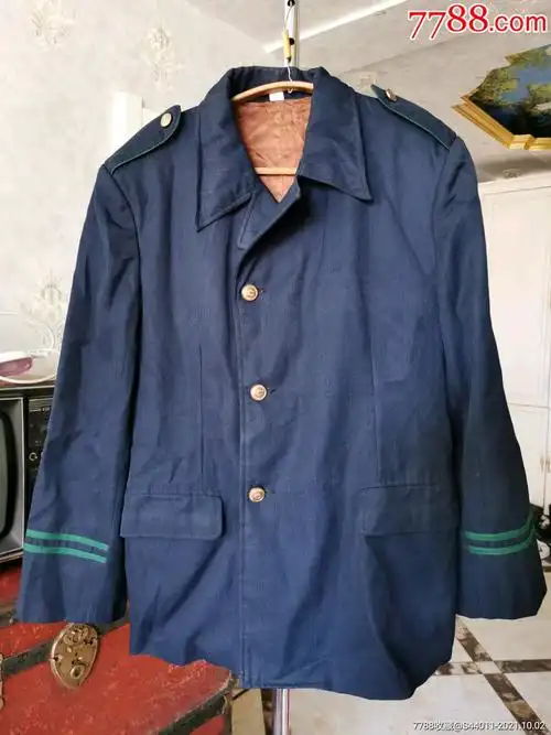 老铁路制服衣服