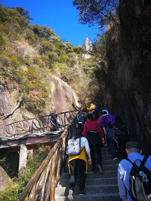 江西三清山婺源网红打卡三日游