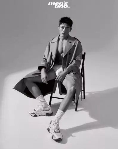 特警队浴室戏张云龙凌潇肃脱衣脱裤都没他抢眼