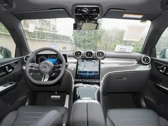 昭通奔驰glc轿跑大降价,特价41.7万!数量有限