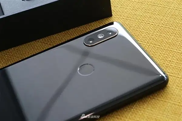 4299元小米mix2s艺术特别版开箱图赏今天开售