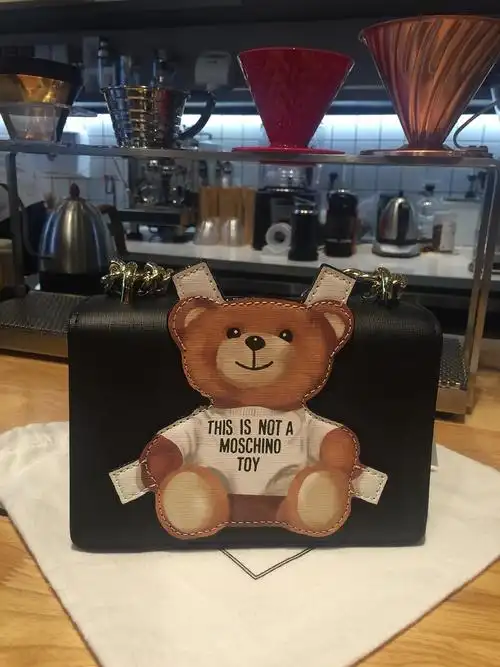 moschino小熊链条包2017新款全新包邮转
