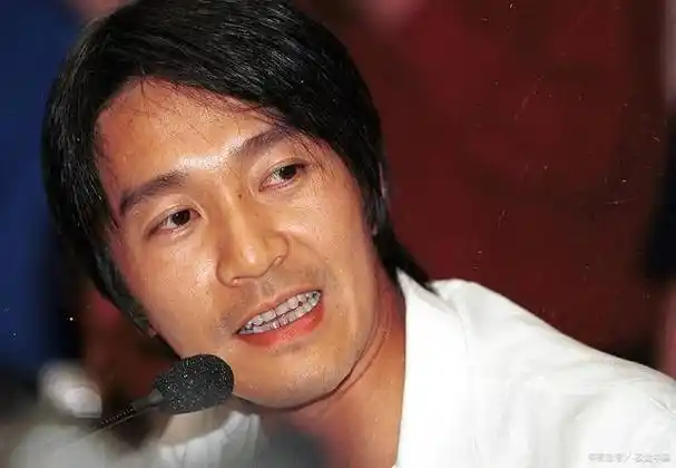 笑匠背后的沉重:周星驰抑郁的真实经历